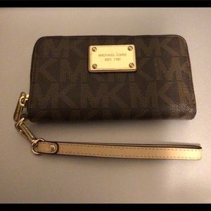 Wallet Wristlet